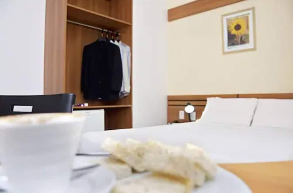 Delcas Hotel Cuiabá Kültér fotó