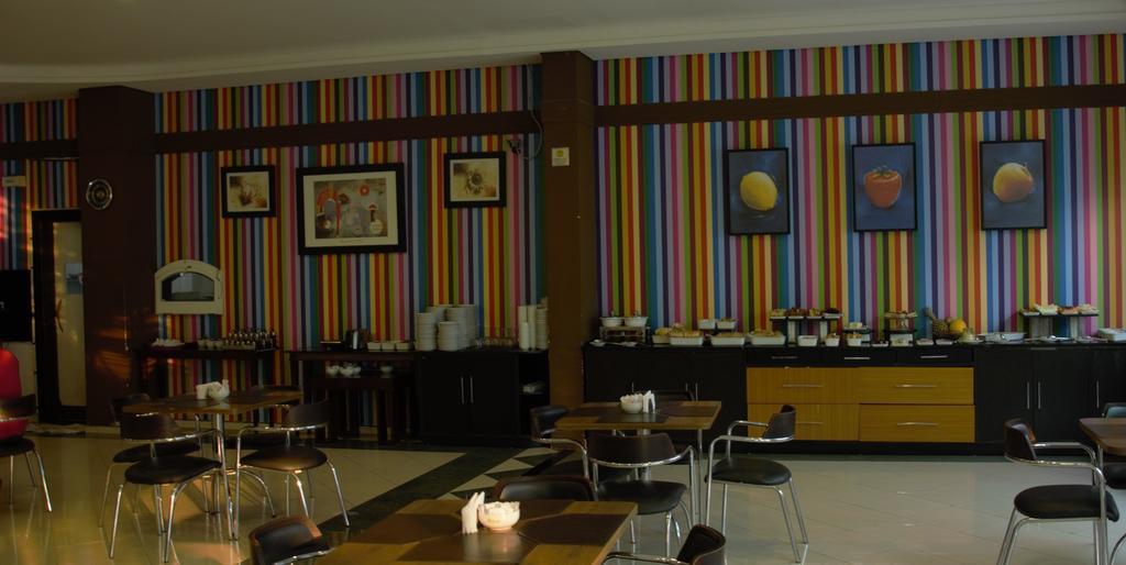 Delcas Hotel Cuiabá Kültér fotó